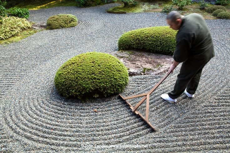 Gravel Raking 